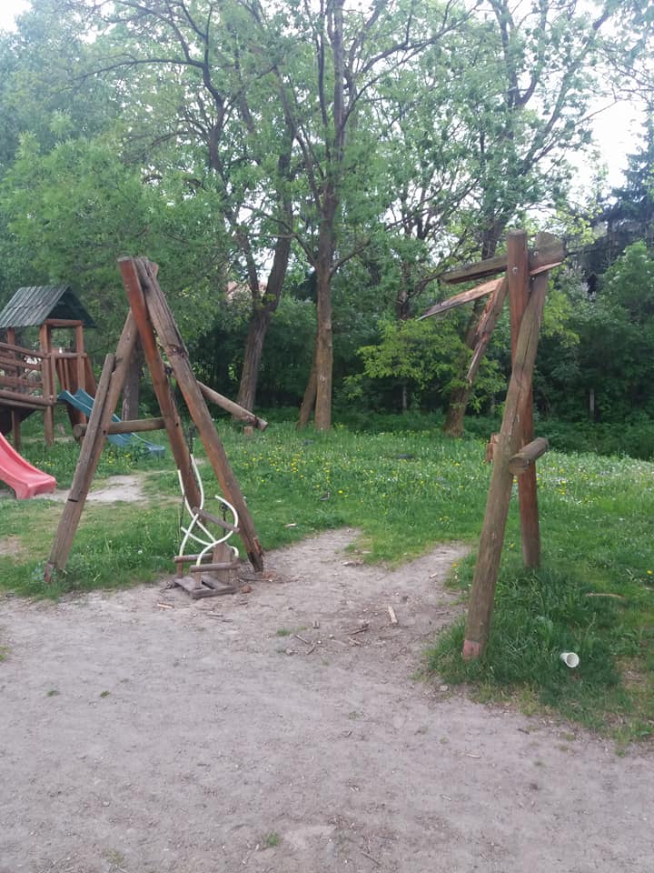 jatszoter1.jpg